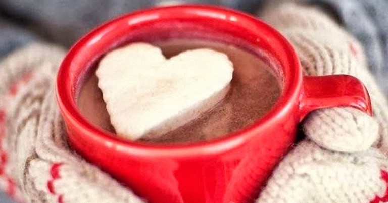 Сердечки из взбитых сливок