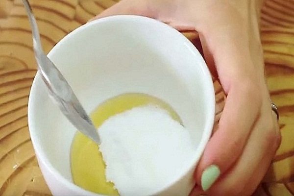 Просто смешайте соду и мед: Потребляйте 3 чайные ложки в день в течение 30 дней, и вот, что произойдет с вашим организмом